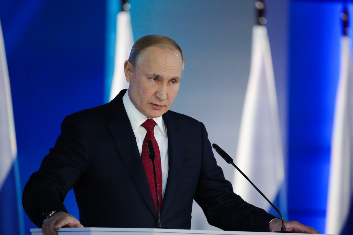 Владимир Путин в 16-й раз обратился к Федеральному собранию